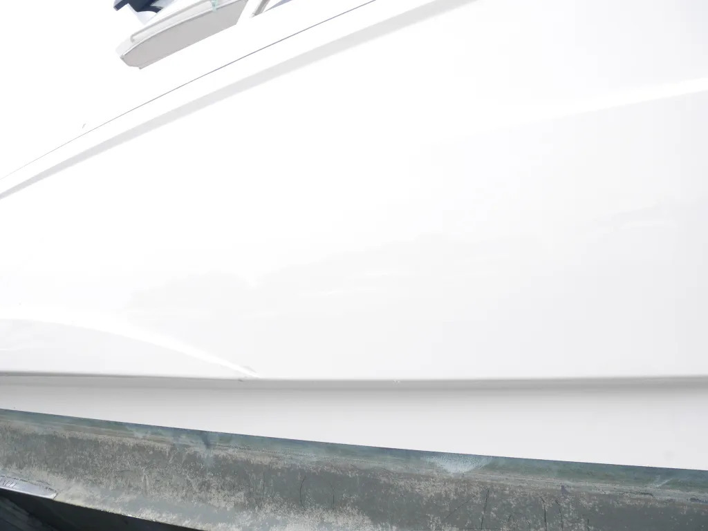 banner_094703-yamaha-exult-36-sport-saloon
