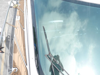 thumb_094703-yamaha-exult-36-sport-saloon