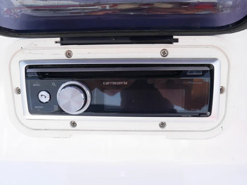 thumb_094703-yamaha-exult-36-sport-saloon