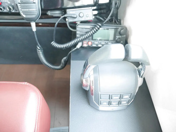 thumb_094703-yamaha-exult-36-sport-saloon