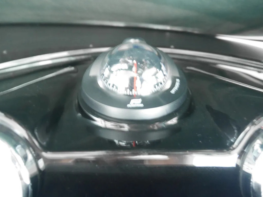 banner_094703-yamaha-exult-36-sport-saloon