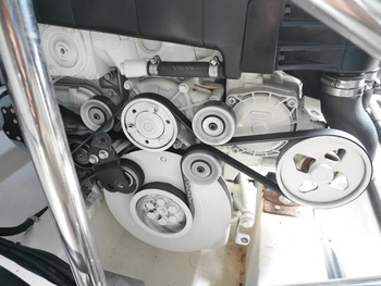 thumb_094703-yamaha-exult-36-sport-saloon