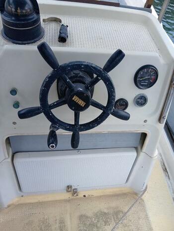 thumb_094713-yamaha-u-23