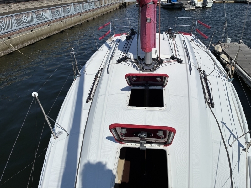 banner_094717-jeanneau-sun-fast-3200