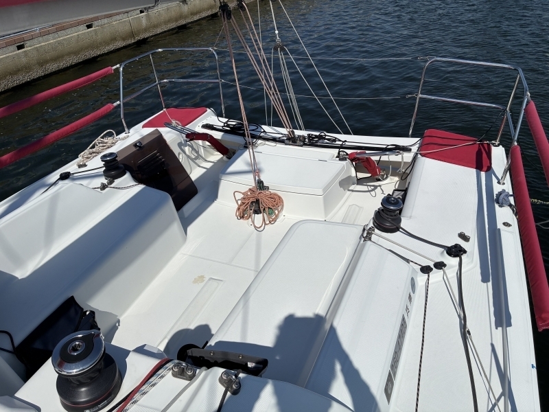 banner_094717-jeanneau-sun-fast-3200