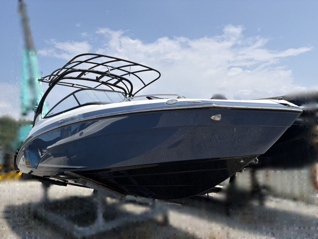 banner_094756-yamaha-ar-242-limited