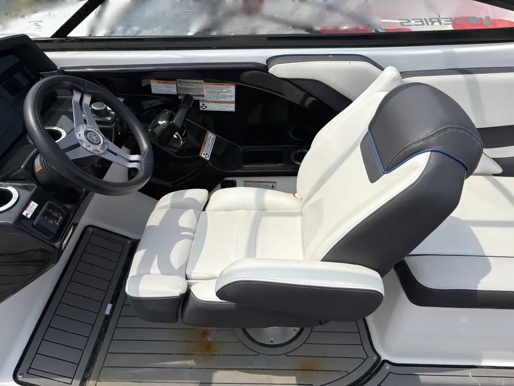 banner_094756-yamaha-ar-242-limited