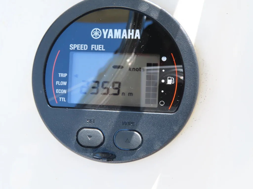 banner_094755-yamaha-yf-23