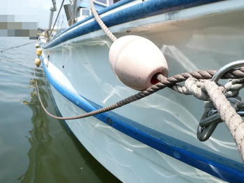 thumb_094805-yanmar-de28