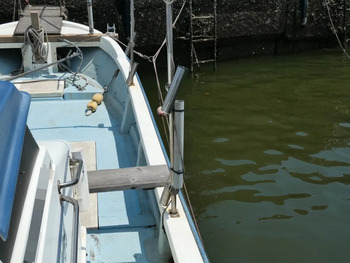 thumb_094805-yanmar-de28