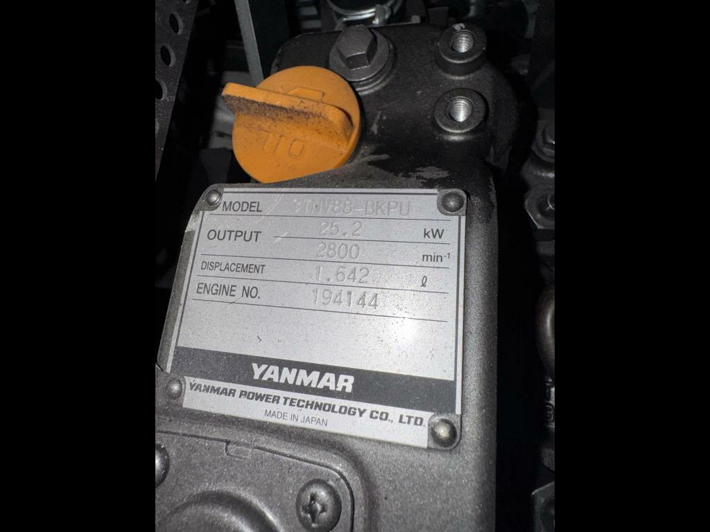 banner_094854-yamaha-w-43