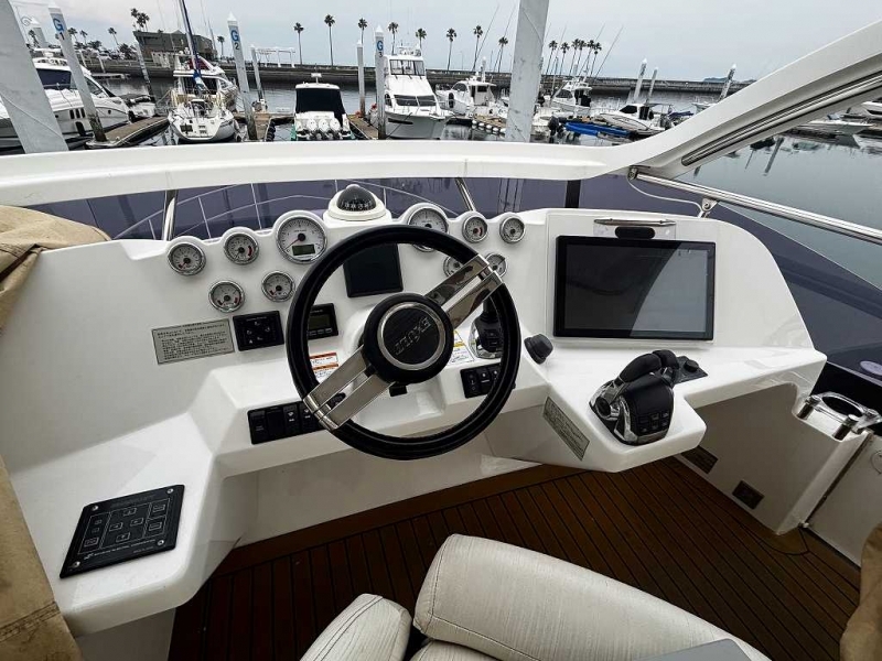 banner_094868-yamaha-exult-36-sport-salon
