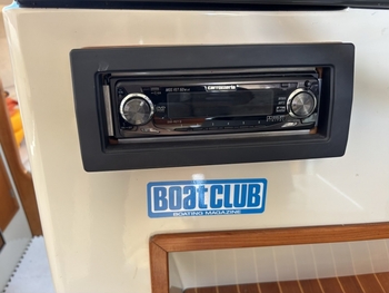 thumb_094903-yamaha-pc-27-pacific-cruiser-27