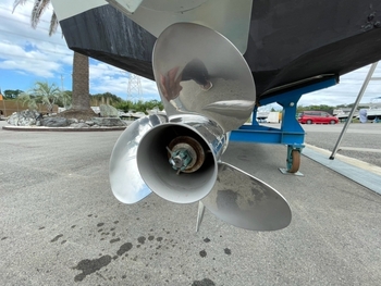 thumb_094920-yamaha-uf-25
