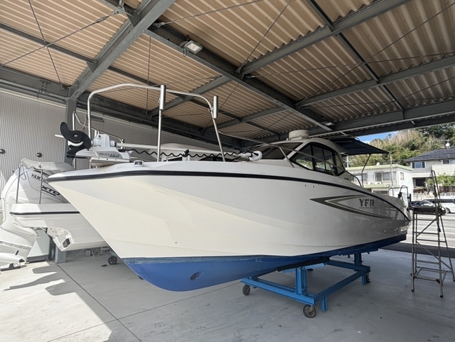 medium_094922-yamaha-yfr-27