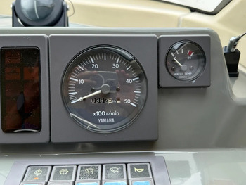 thumb_094938-yamaha-fc-31