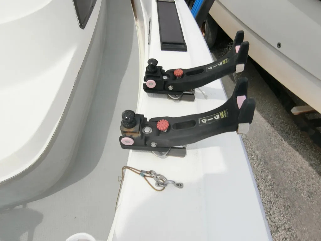 banner_094960-yamaha-uf-33