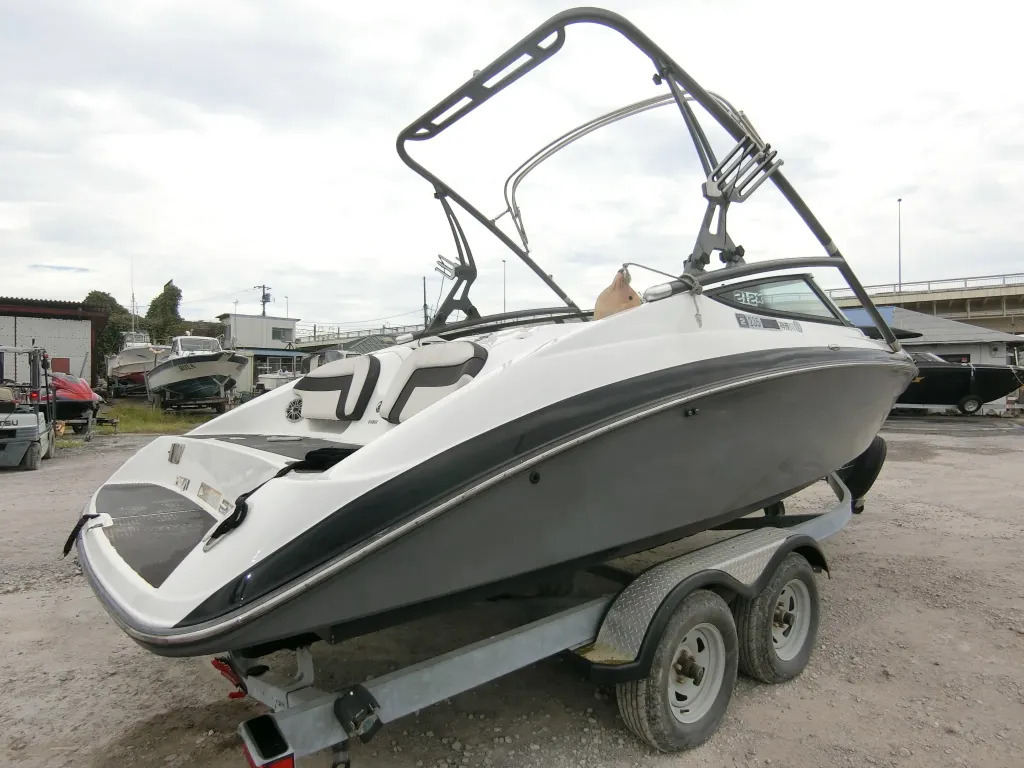 banner_094989-yamaha-212x