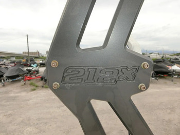 thumb_094989-yamaha-212x