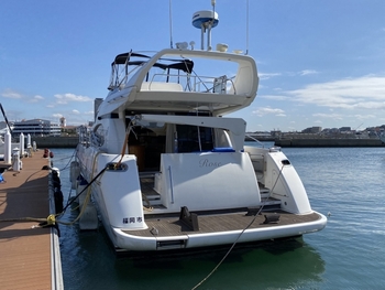 thumb_095045-azimut-yachts-58
