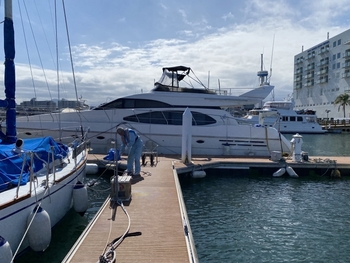 thumb_095045-azimut-yachts-58