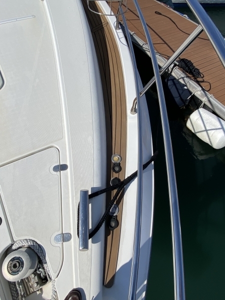 banner_095045-azimut-yachts-58