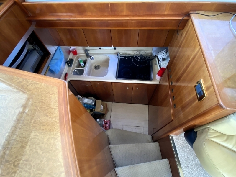 banner_095045-azimut-yachts-58