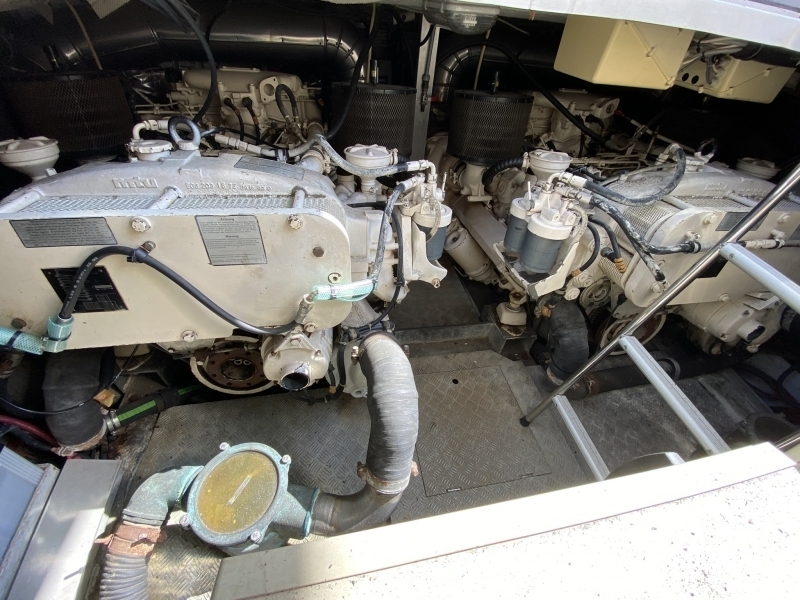 banner_095045-azimut-yachts-58