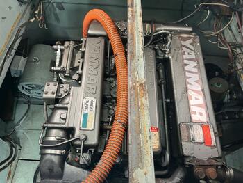 thumb_095102-yanmar-de31f