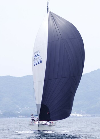 thumb_095110-x-yachts-x-482