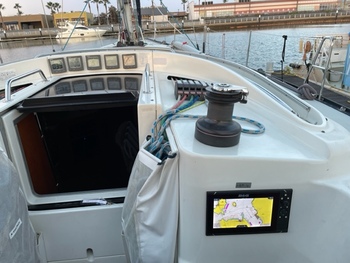 thumb_095110-x-yachts-x-482