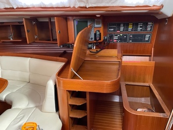 thumb_095110-x-yachts-x-482