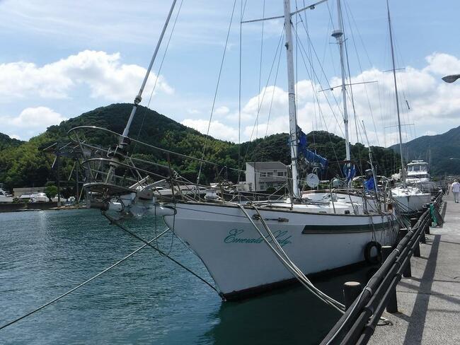 medium_095123-vagabond-bluewater-yacht-bldrs-inc-42