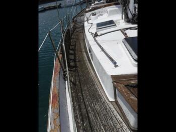 thumb_095123-vagabond-bluewater-yacht-bldrs-inc-42