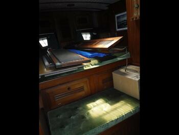 thumb_095123-vagabond-bluewater-yacht-bldrs-inc-42
