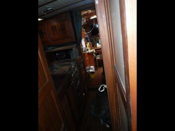 thumb_095123-vagabond-bluewater-yacht-bldrs-inc-42