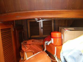 thumb_095123-vagabond-bluewater-yacht-bldrs-inc-42