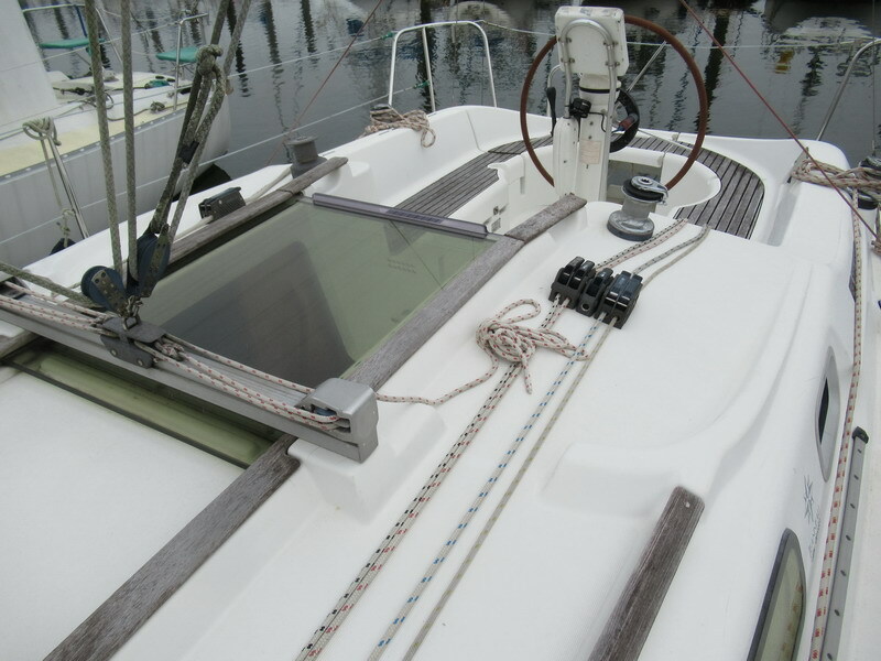banner_095133-jeanneau-sun-odyssey-32-2