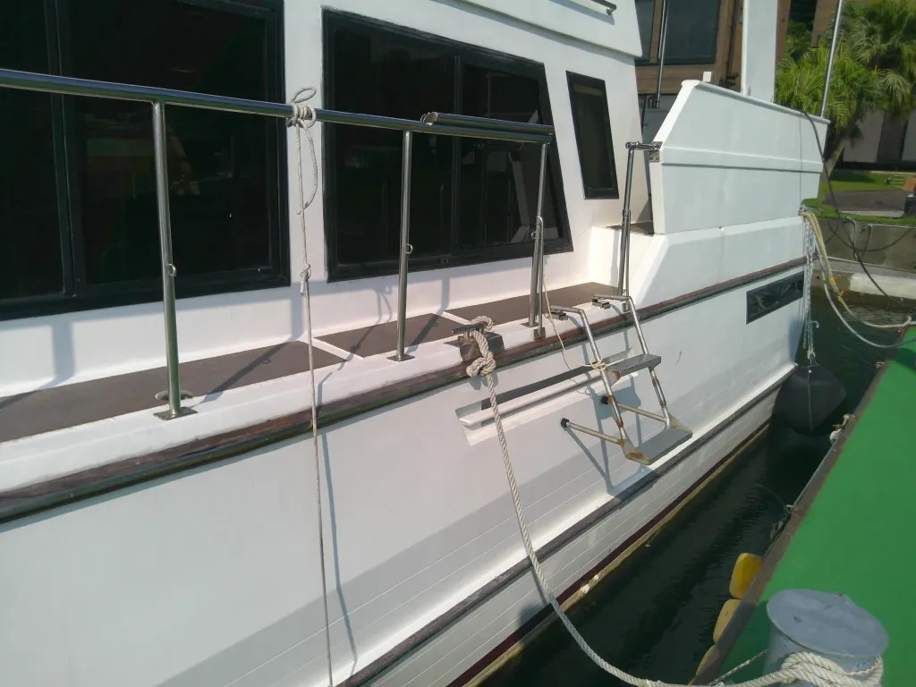 banner_095301-nova-44-sundeck