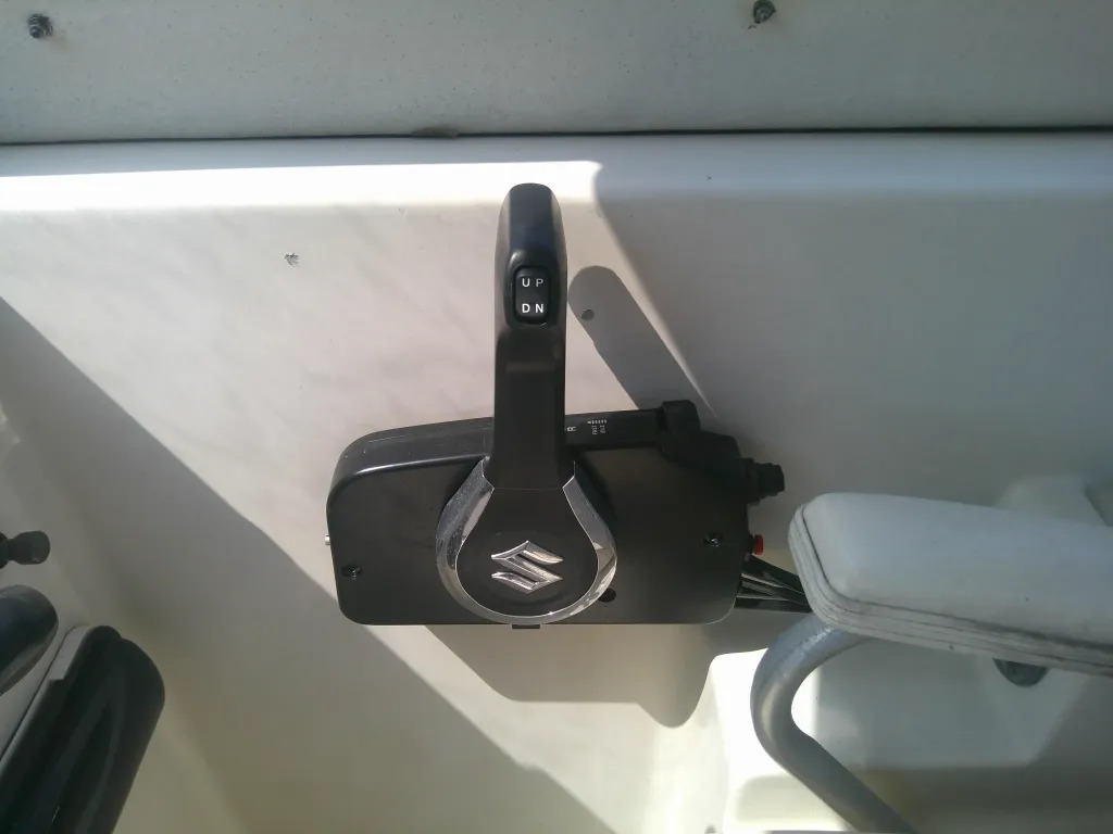 banner_095391-nissan-suncat-7-7-sc770tcr