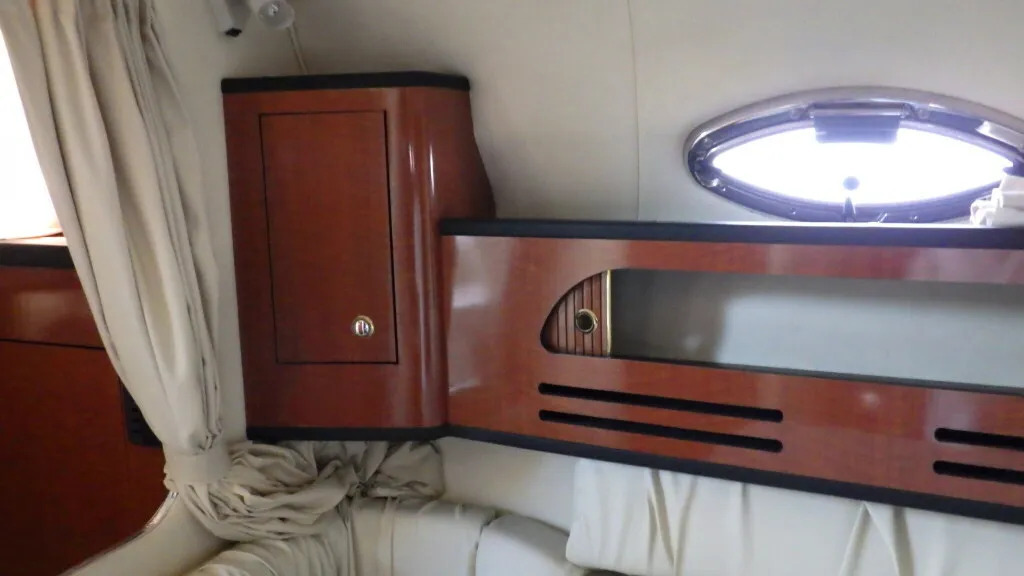 banner_095414-sea-ray-315-sundancer