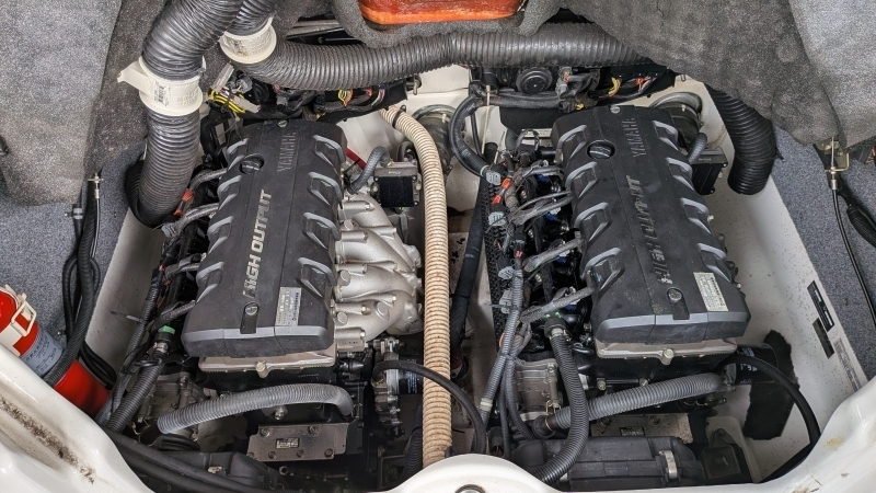 banner_095442-yamaha-ar240