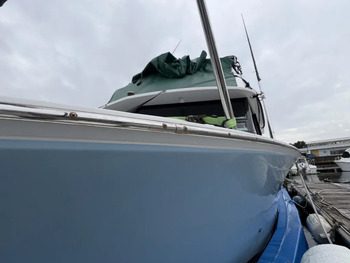 thumb_095446-bertram-28