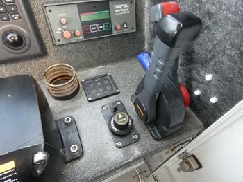 thumb_095465-isuzu-it-50