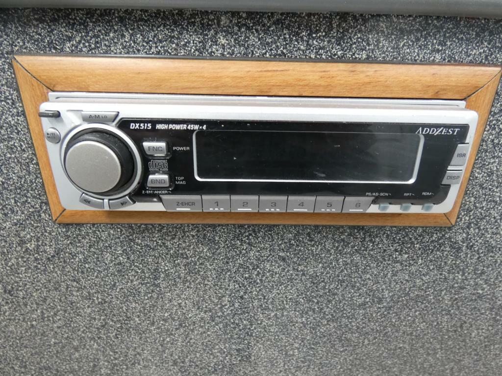 banner_095465-isuzu-it-50