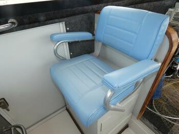 thumb_095465-isuzu-it-50