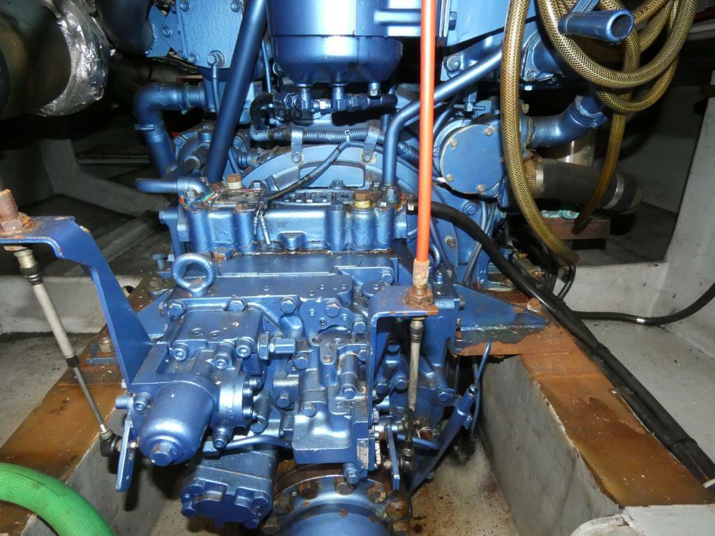 banner_095465-isuzu-it-50