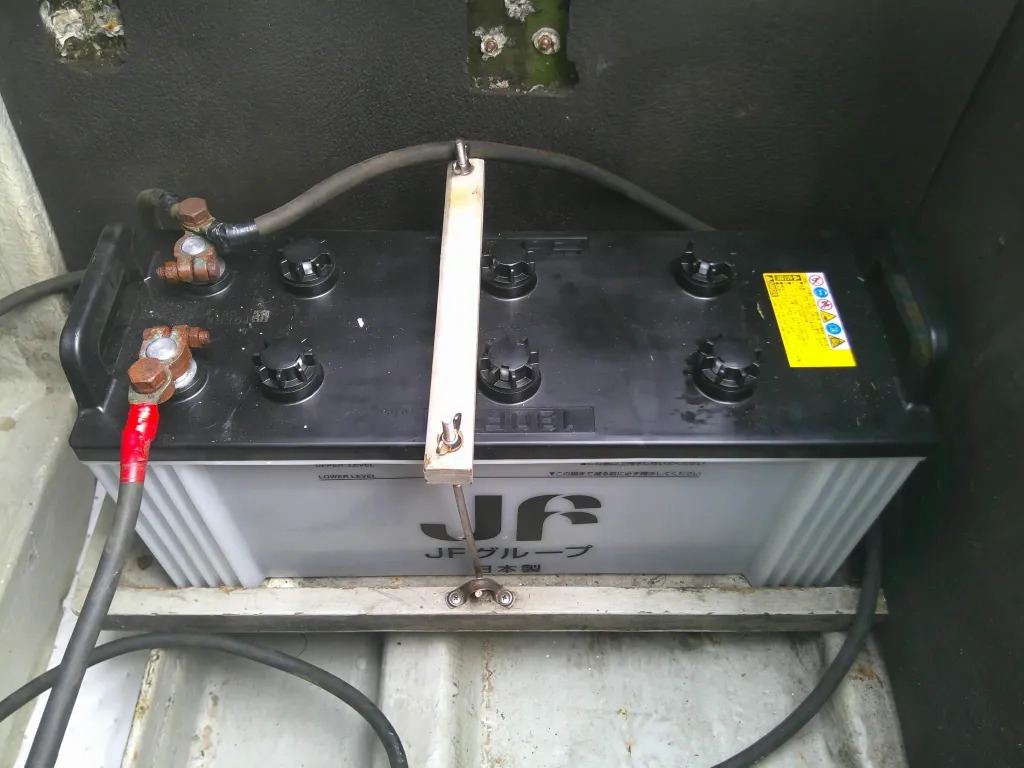 banner_095485-yamaha-uf-28