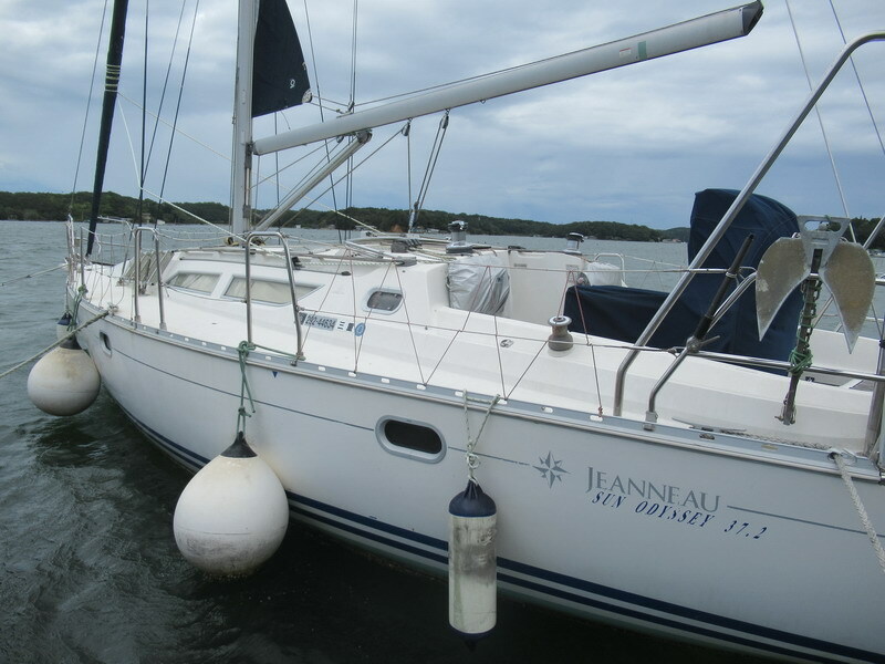 banner_095513-jeanneau-sun-odyssey-37