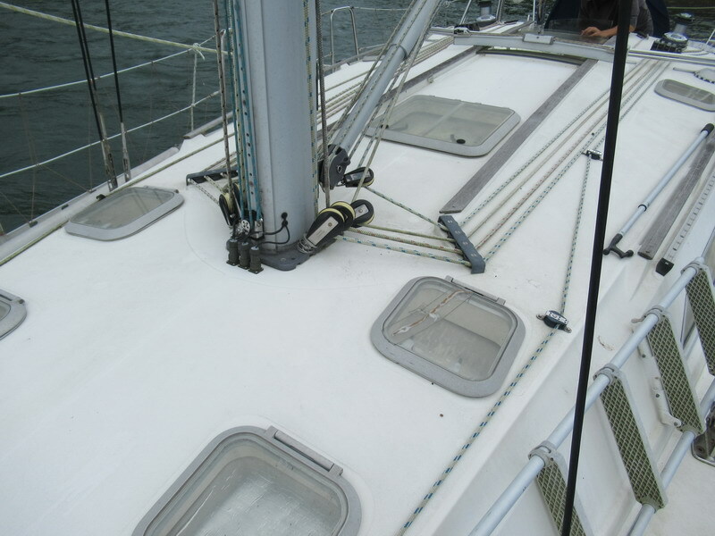 banner_095513-jeanneau-sun-odyssey-37